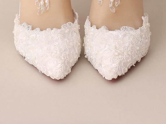 White Pearl Lace Crystal Wedding Shoes Tassel Ankle Strap Pointed Toe Shoes
