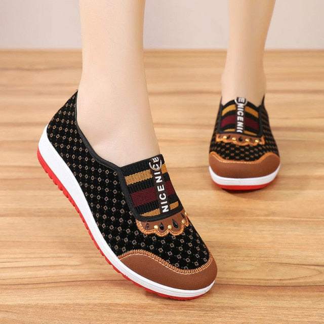 New Style Old Cloth Shoes Women's Soft Bottom Non-Slip Leisure Sneakers - Acapparelstore