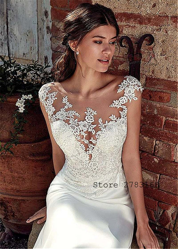 Scoop Short Sleeves Lace Appliques Mermaid Wedding Dresses